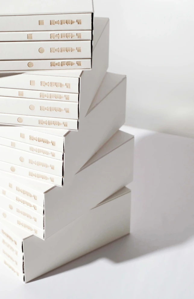 sarah-fruehwirt-fabryk-books-staple